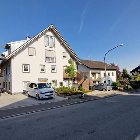 Appartment-Ferienwohnung Mit Kueche, Bad, Kostenlos Wlan, Modern Eingerichtet Родинг Экстерьер фото