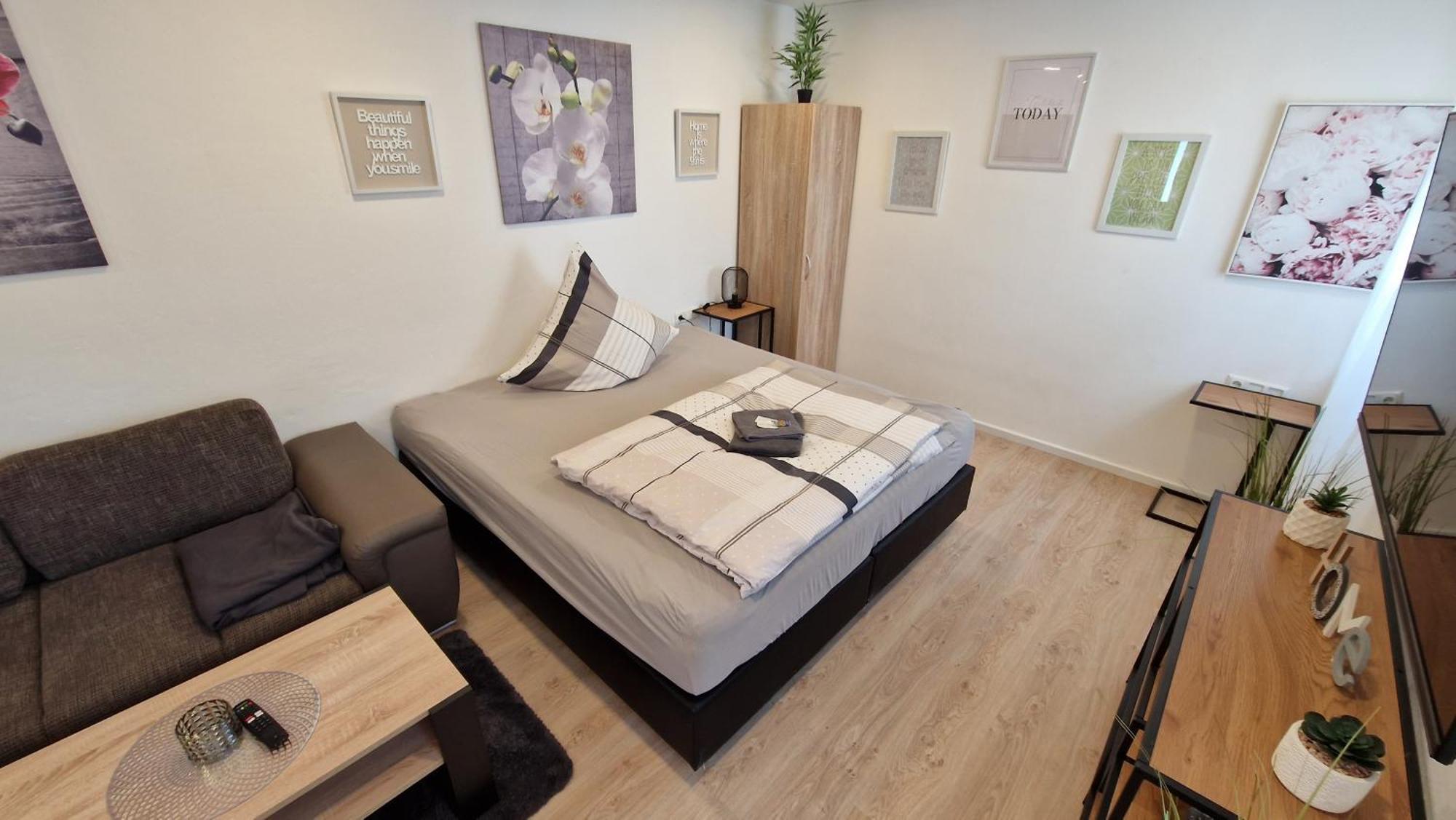 Appartment-Ferienwohnung Mit Kueche, Bad, Kostenlos Wlan, Modern Eingerichtet Родинг Номер фото